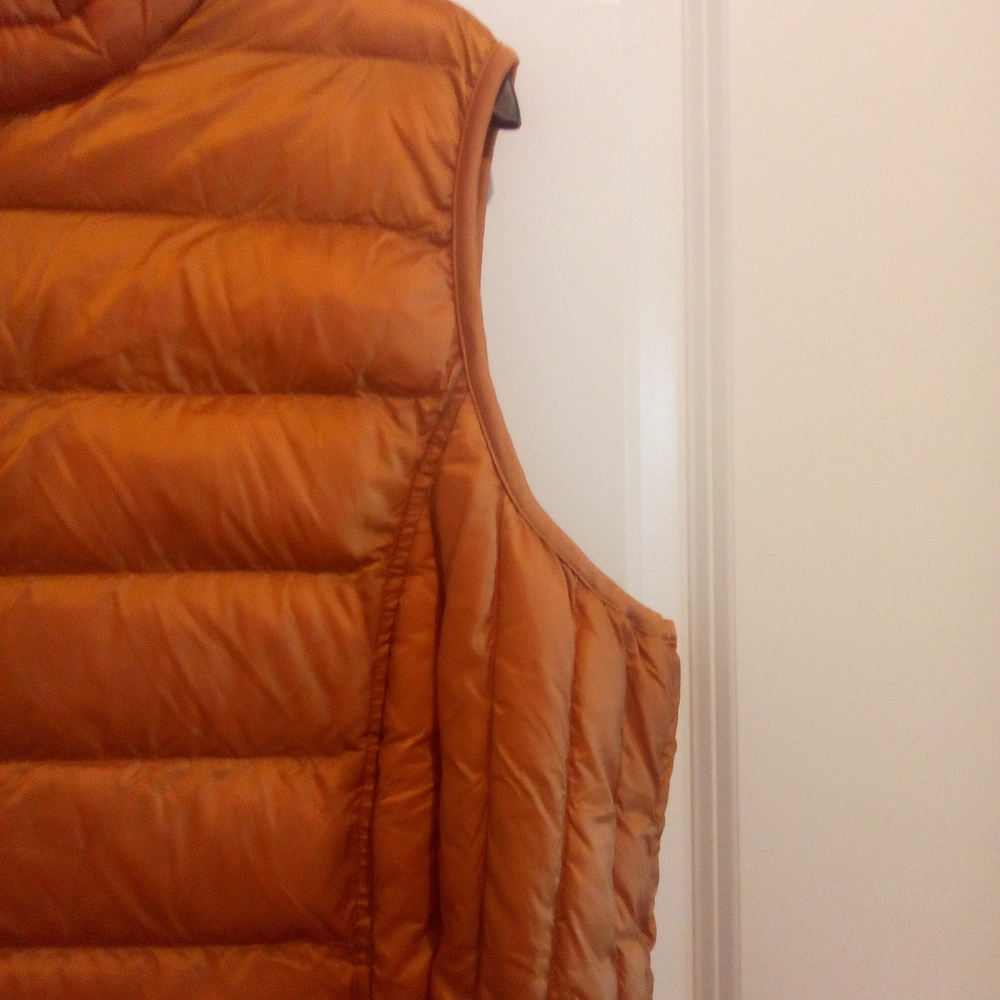 32 Degrees Women's Burnt Orange  Quilted Puffer Vest Size 2XL - Picture 3 of 5